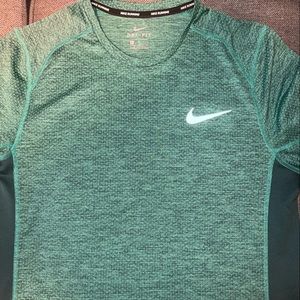Mens Nike Dry Fit running shirt